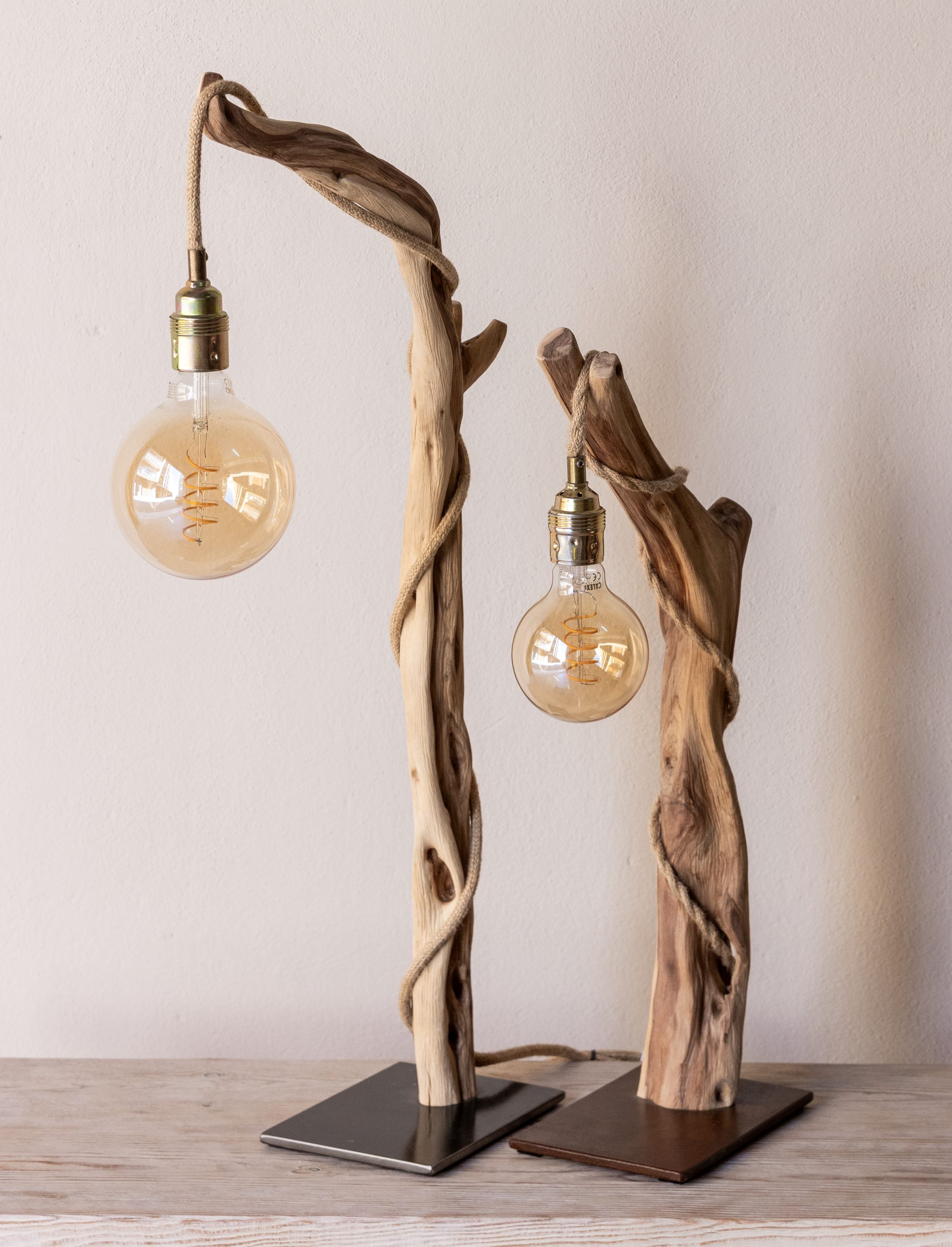 lampara taula branca olivera mig Lampareta de taula branca d’olivera